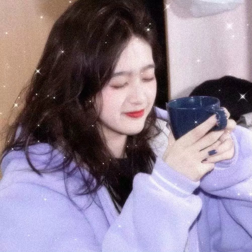 退隐后三个美女住我家